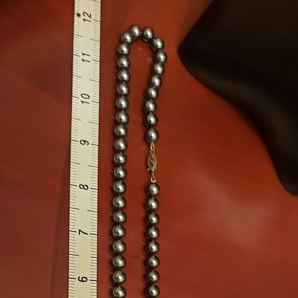 Hematite genuine stone necklace - Picture 3 of 7